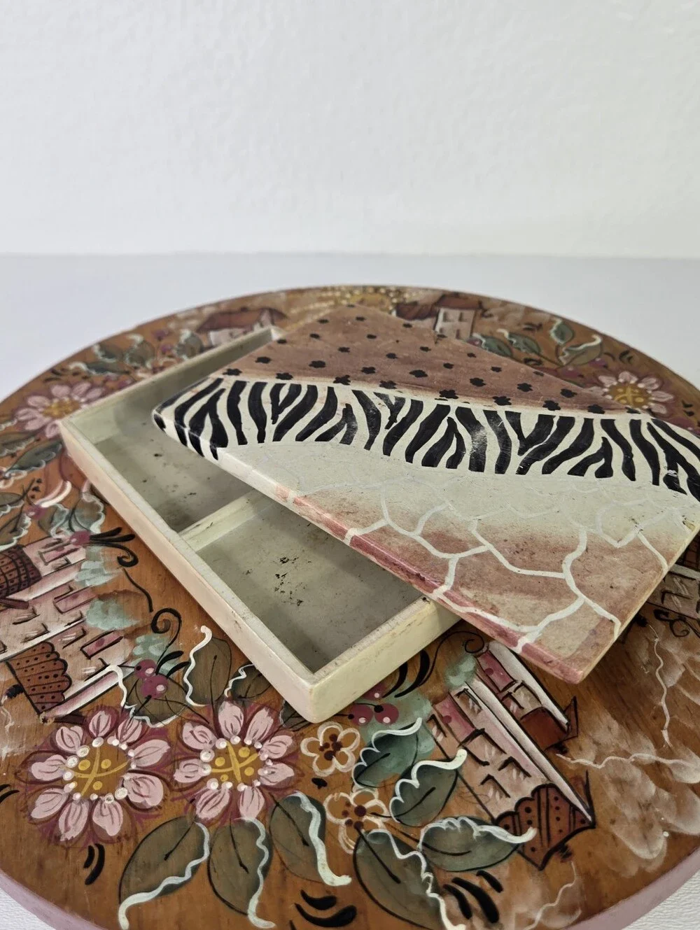 VTG Animal‎ Carved Print Soap Stone Trinket Box Hand Crafted in Kenya Wild Life